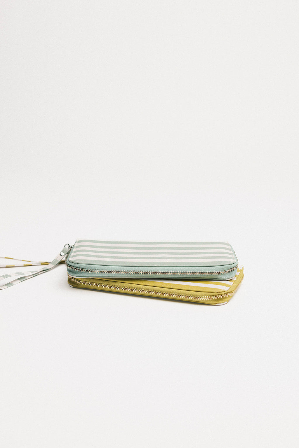 Glove Caddie - Avo Stripes
