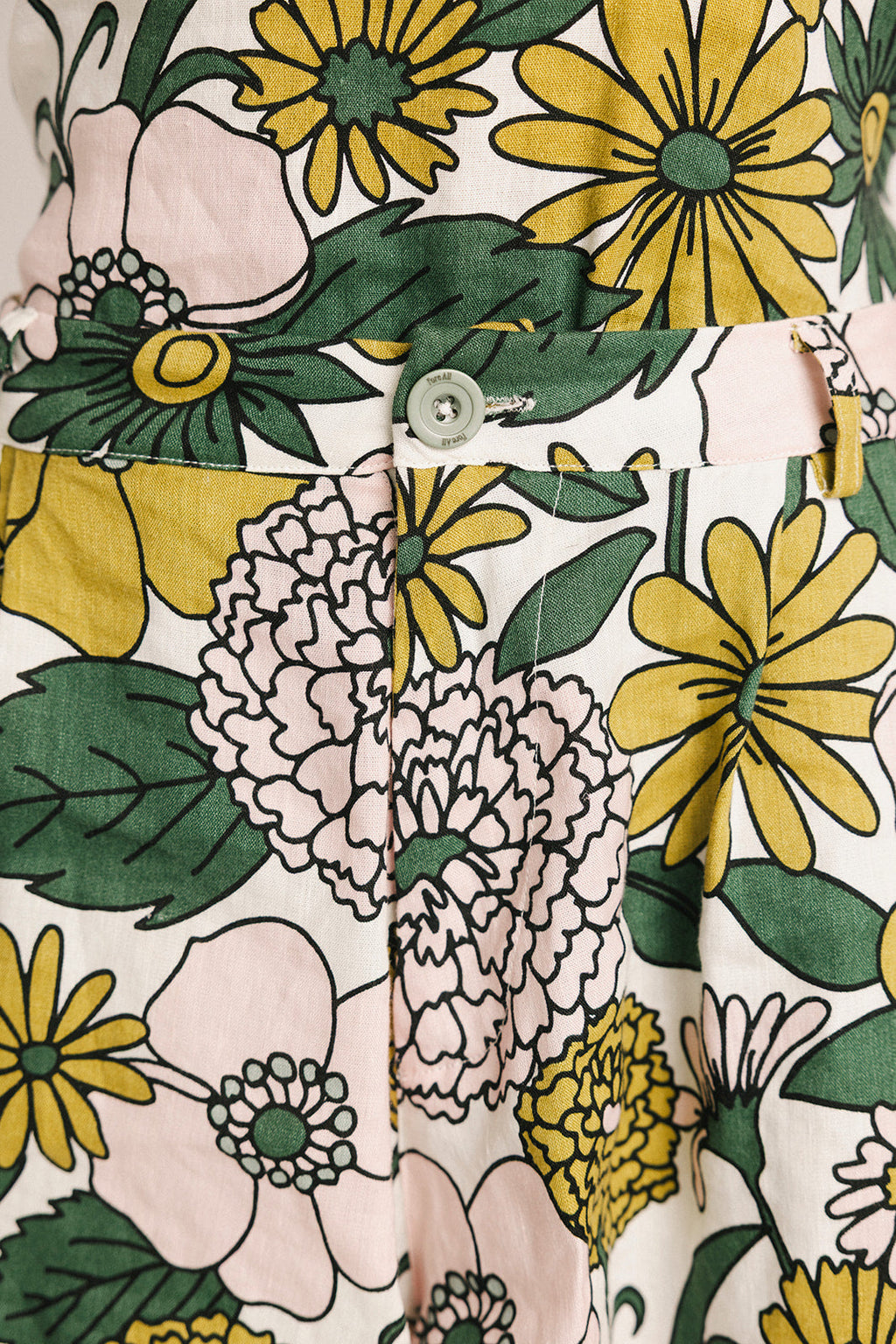 Breeze Short - Floral